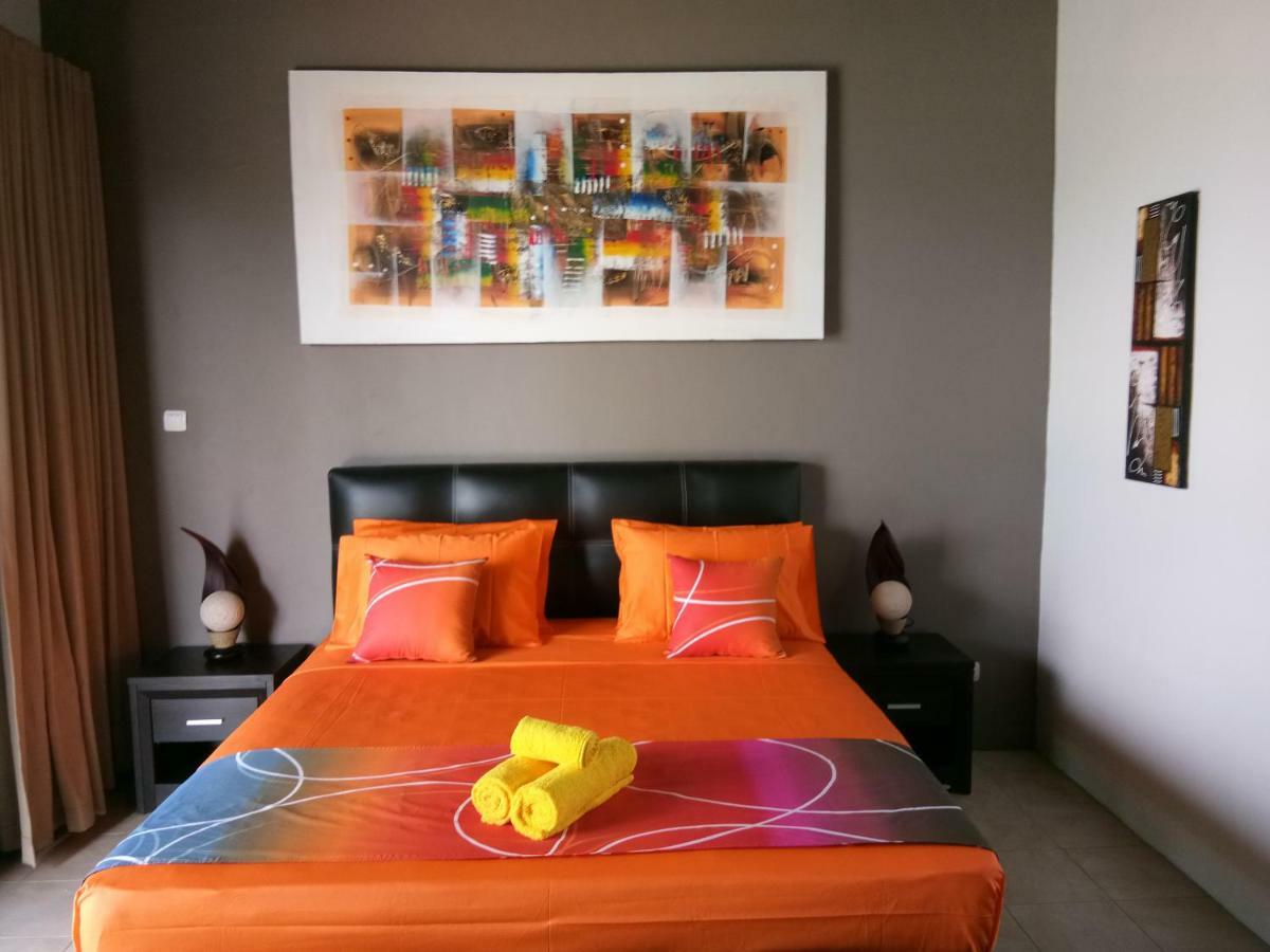 Villa Pemandangan Sekotong Barat Bagian luar foto